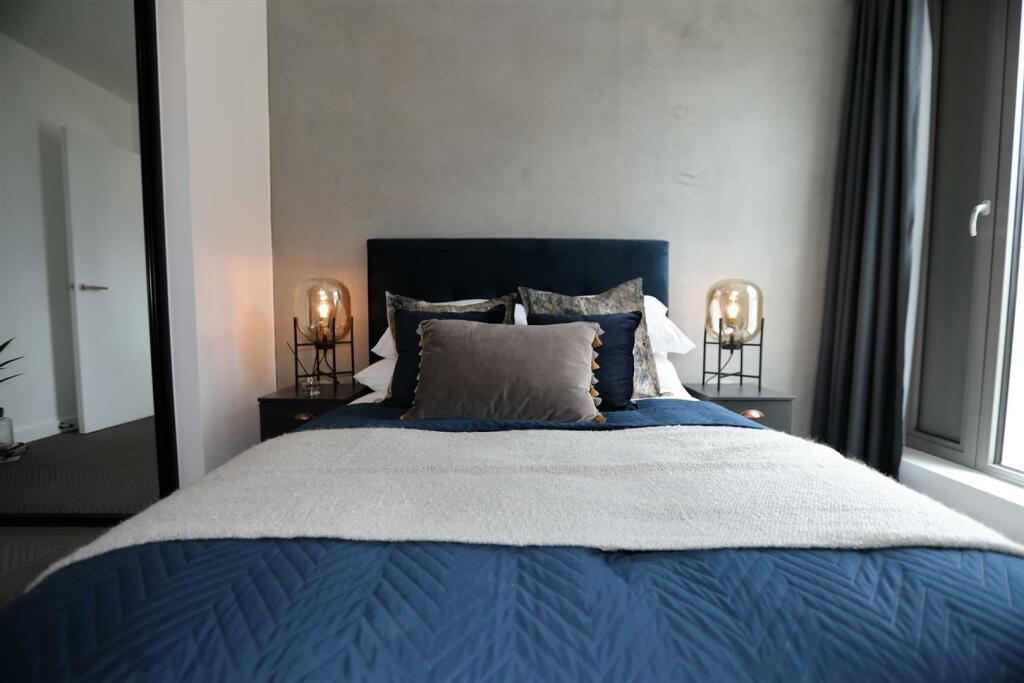 Bedroom Close Up.JPG
