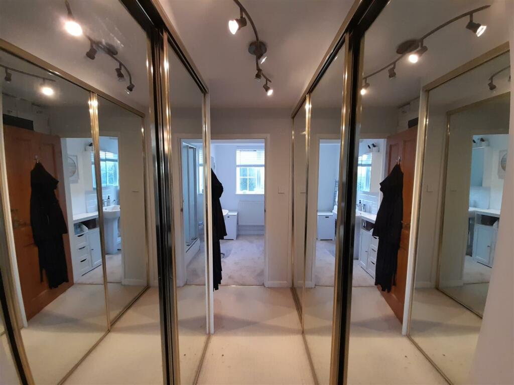 Dressing area