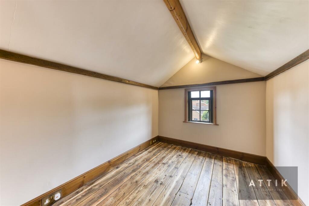 Attik-30.jpg