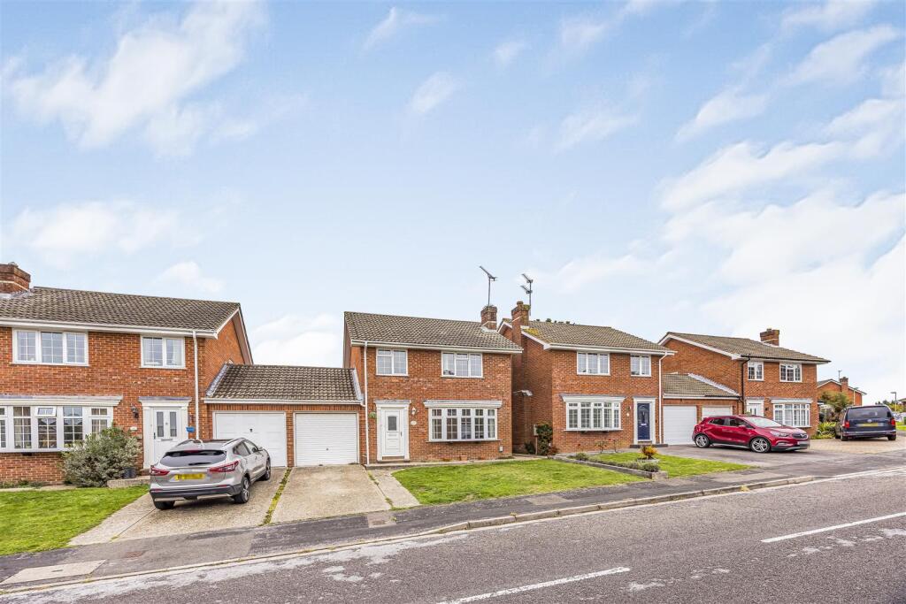 22 Royal Way, Waterlooville-PorticoMarketing-SoldB