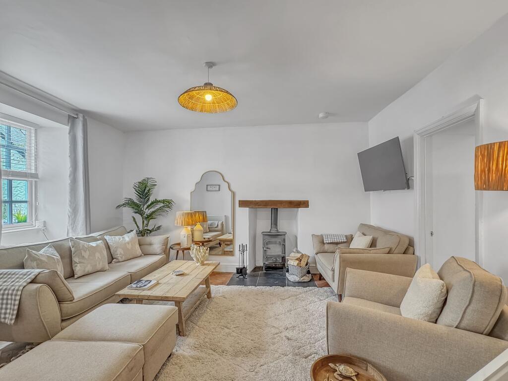 Kitchen / Diner / Lounge