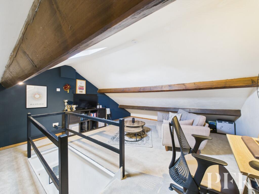 Attic Room/Bedroom 3