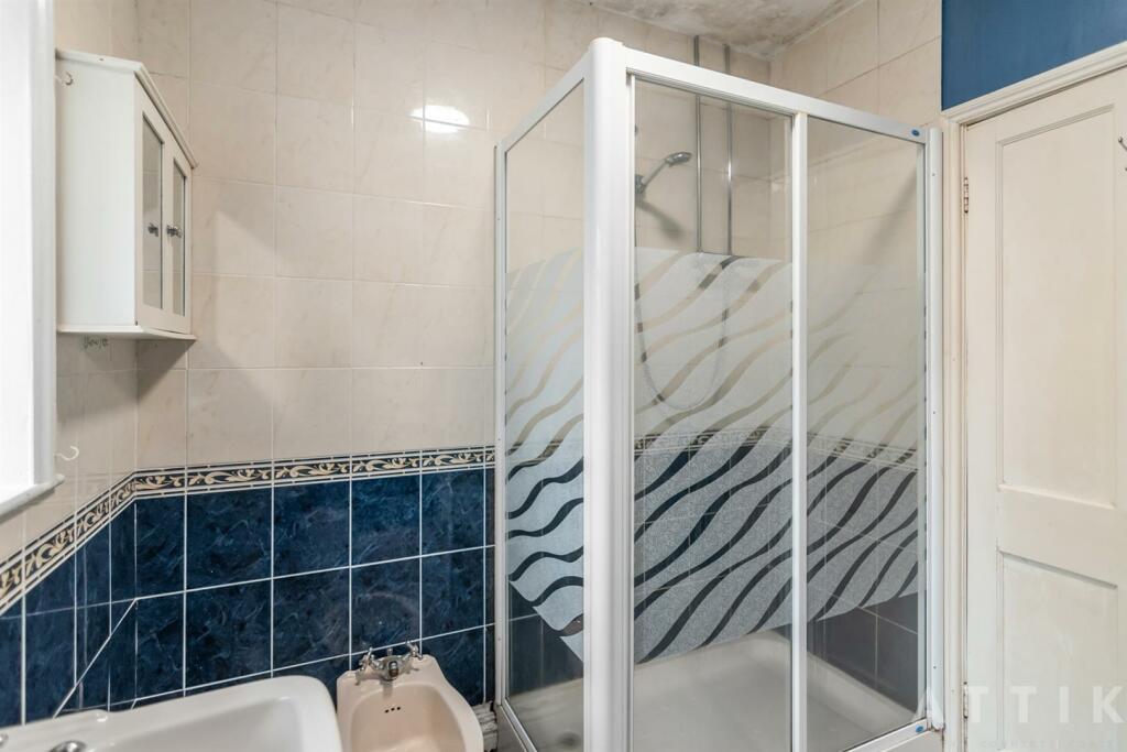 4 Gables, Bridge Street, Halesworth, IP19 8AQ (26)