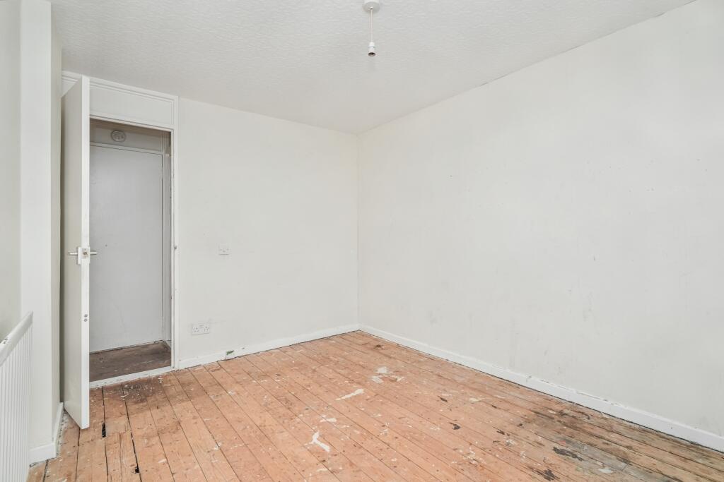 78 Leaside, Halton Brook, Runcorn, Cheshire, WA7 2NH