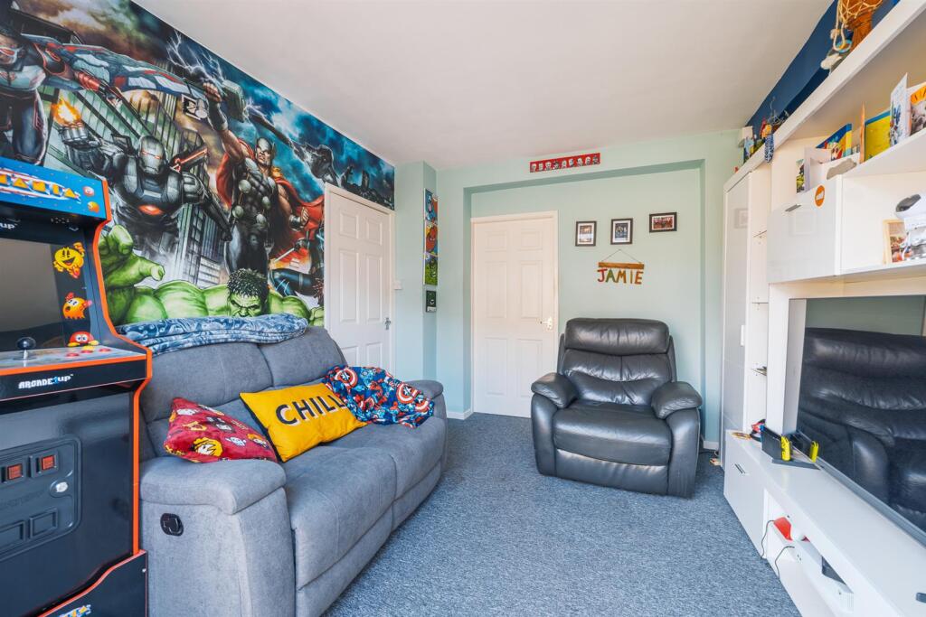 4 Bushell Close-45.jpg