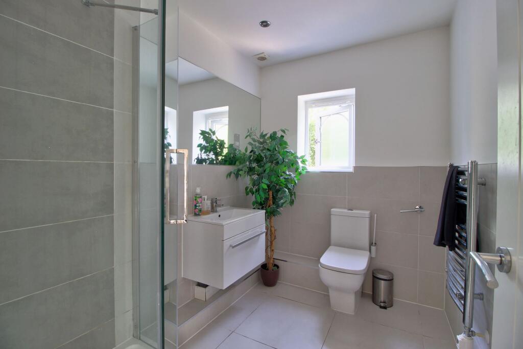 Master Bedroom Ensuite