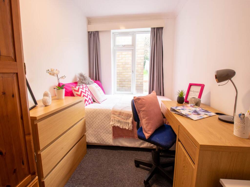 87_TD_Canterbury_stu