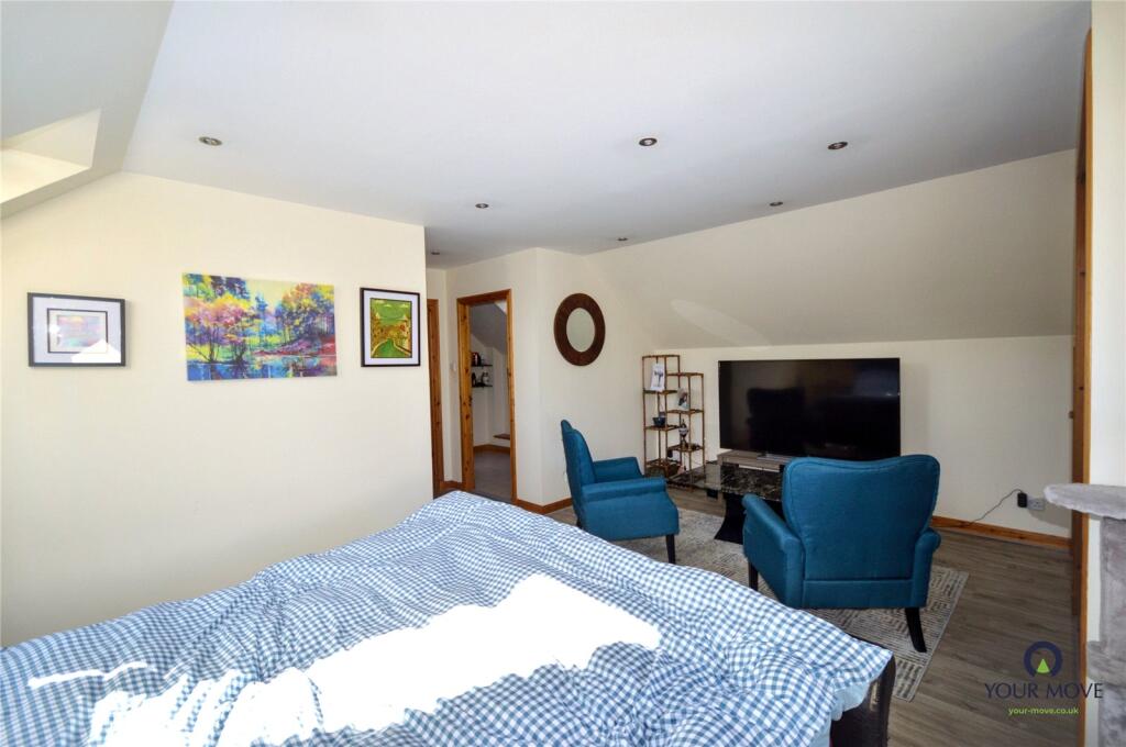 Principal Bedroom