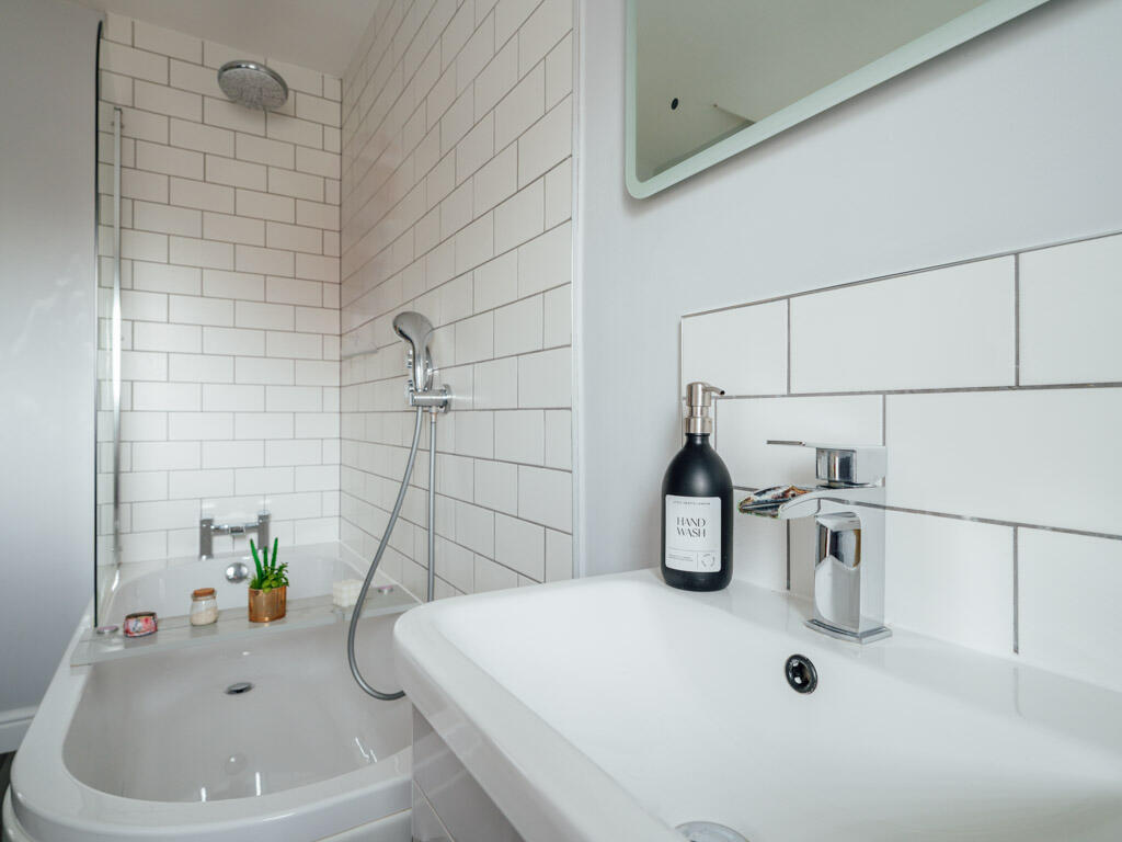 Bedroom Two En-Suite