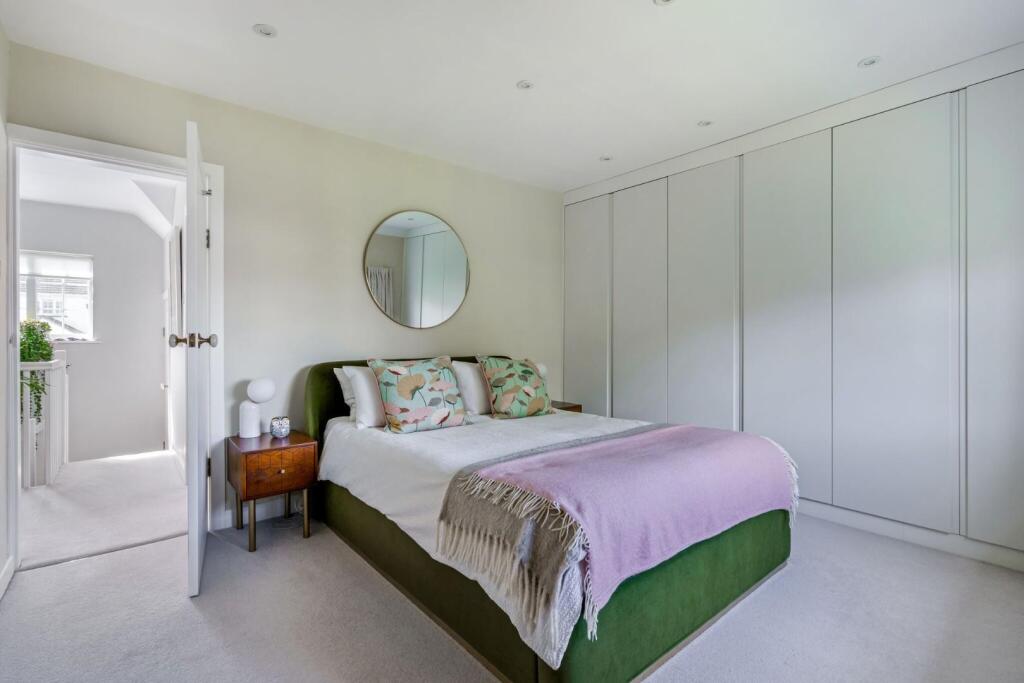 90206_48 Westgate Guiseley (19)_low.jpg