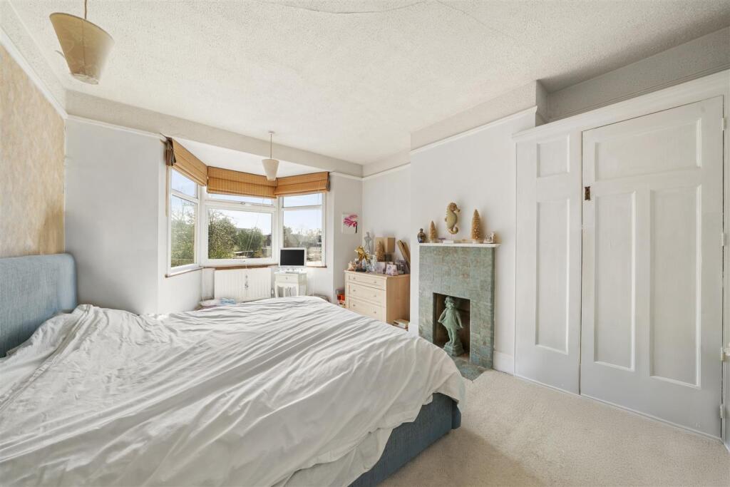 46 Alexandra Road TW3007.jpg