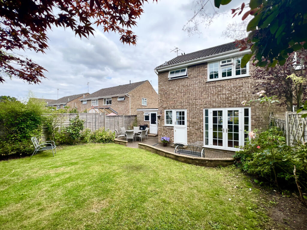 20240724_141537904_i