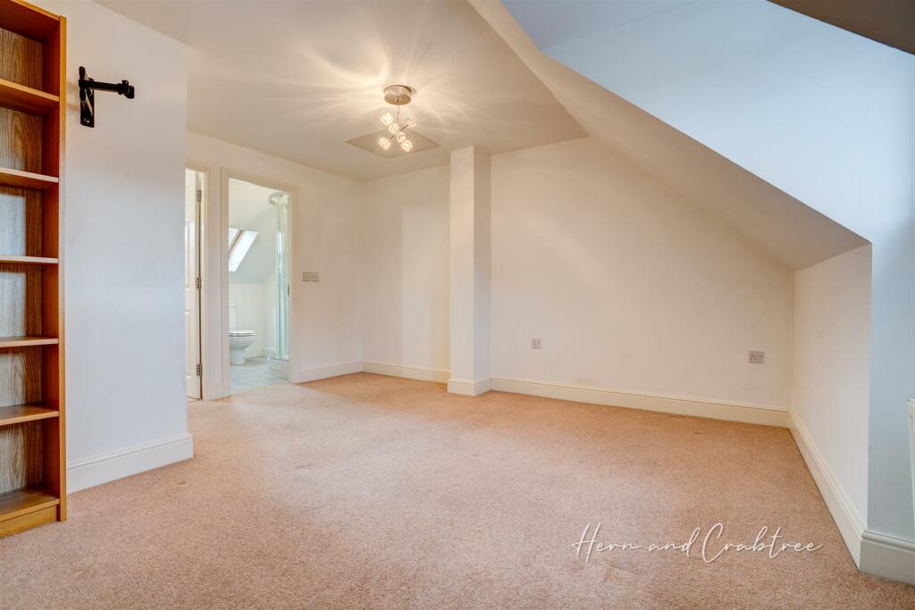 Mostyn Square, Llanishen, HernCrabtree (20).jpg