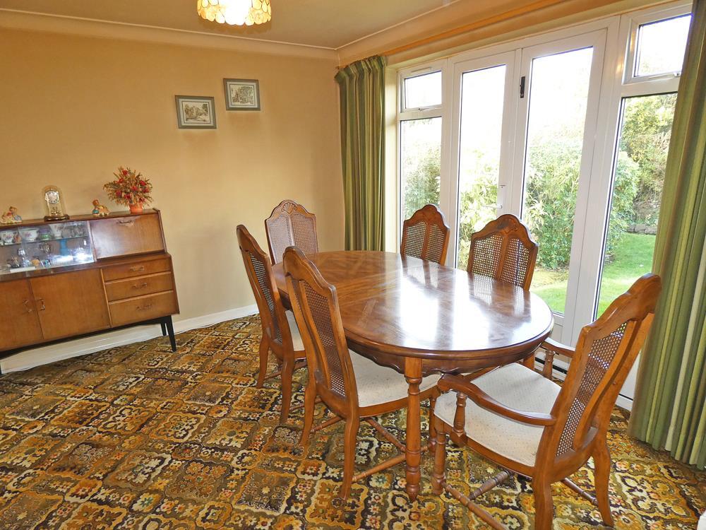 2283diningroom3.jpg