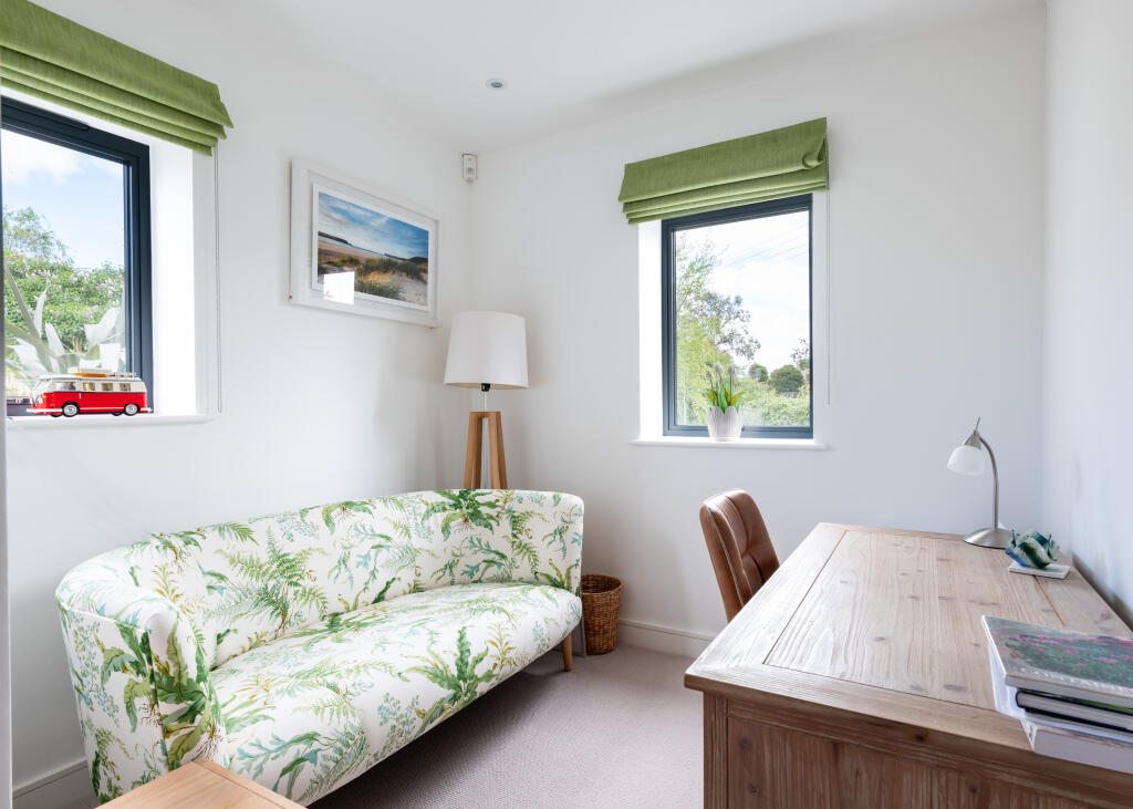 68308bef2b0f0_Tewedh 1-24