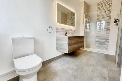 110246_ADR-S-24278_IMG_22_0000_max_476x317