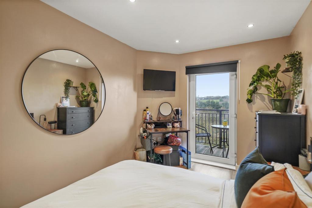 Flat 50, Eldon House - CcO9PQpsvTNrux3xWQCU.jpg