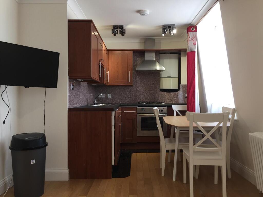 St Clements Street, London