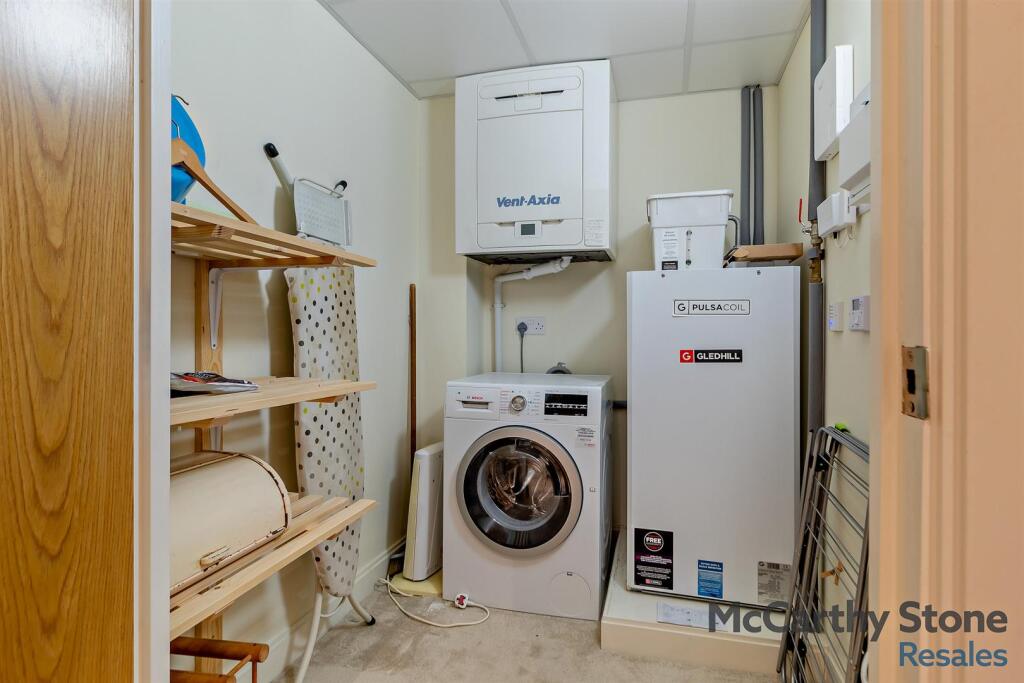 8633739-interior11-800.jpg