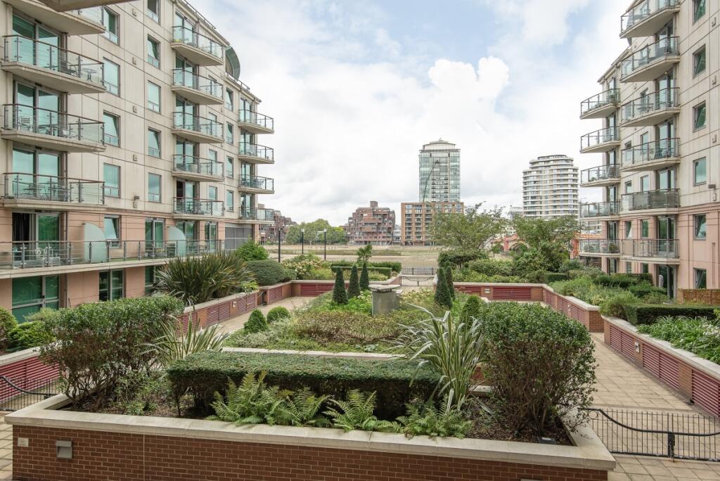 147-Fountain-Hous...