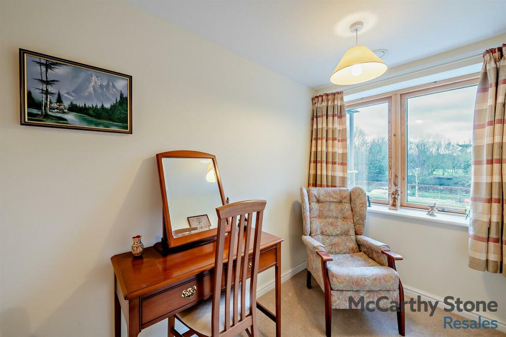 Double Bedroom