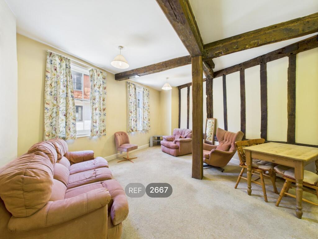 Kitchen/Living area