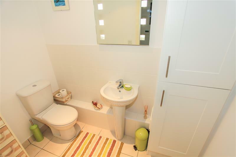 87 Cubitt Way - 7 T202408271416.jpg