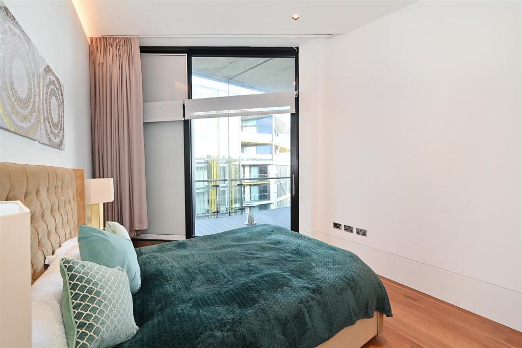 124-4-Riverlight-Quay (16).JPG