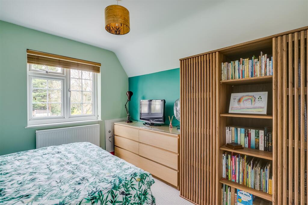 Eastholm Green 9-29.jpg