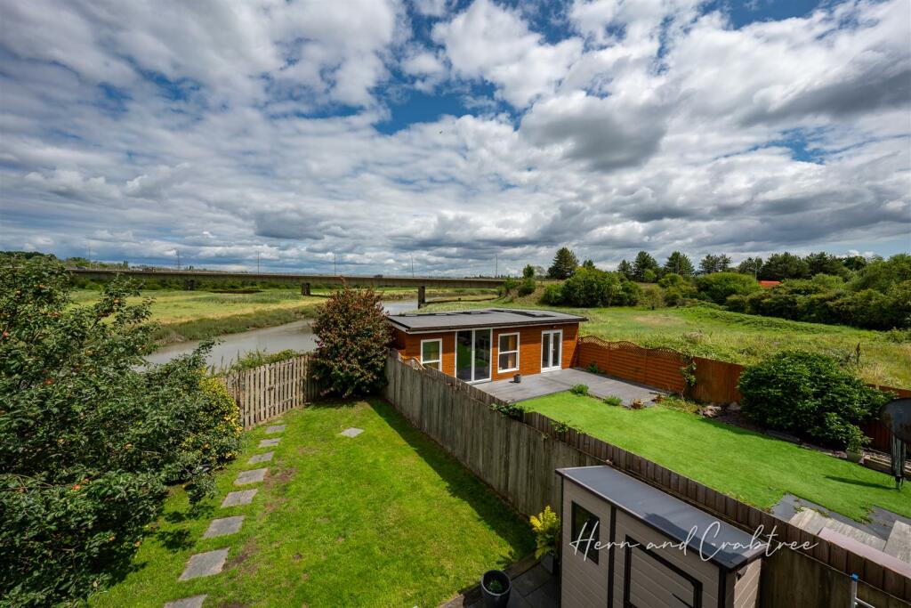 Page Drive, HernCrabtree (46).jpg