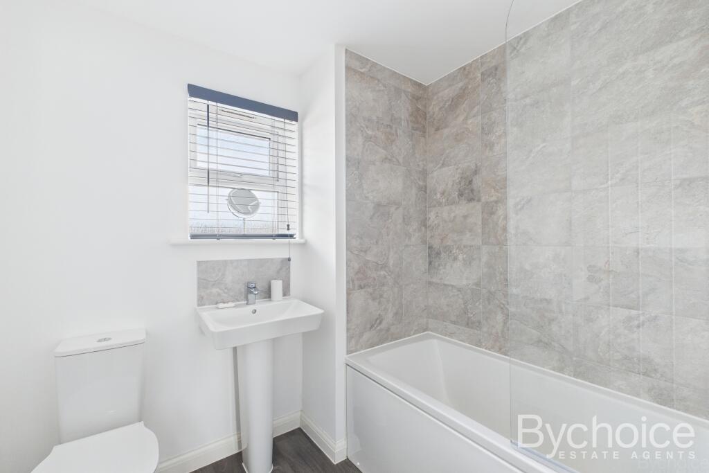 CAM05449G0-PR0025-STILL005