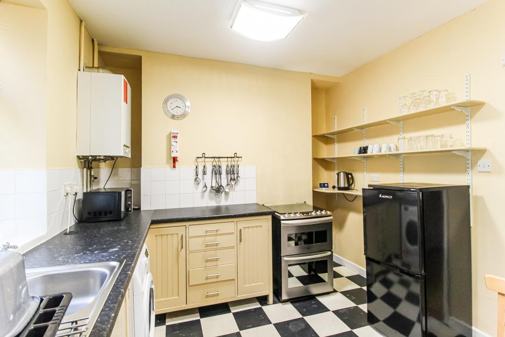 Kitchen 2