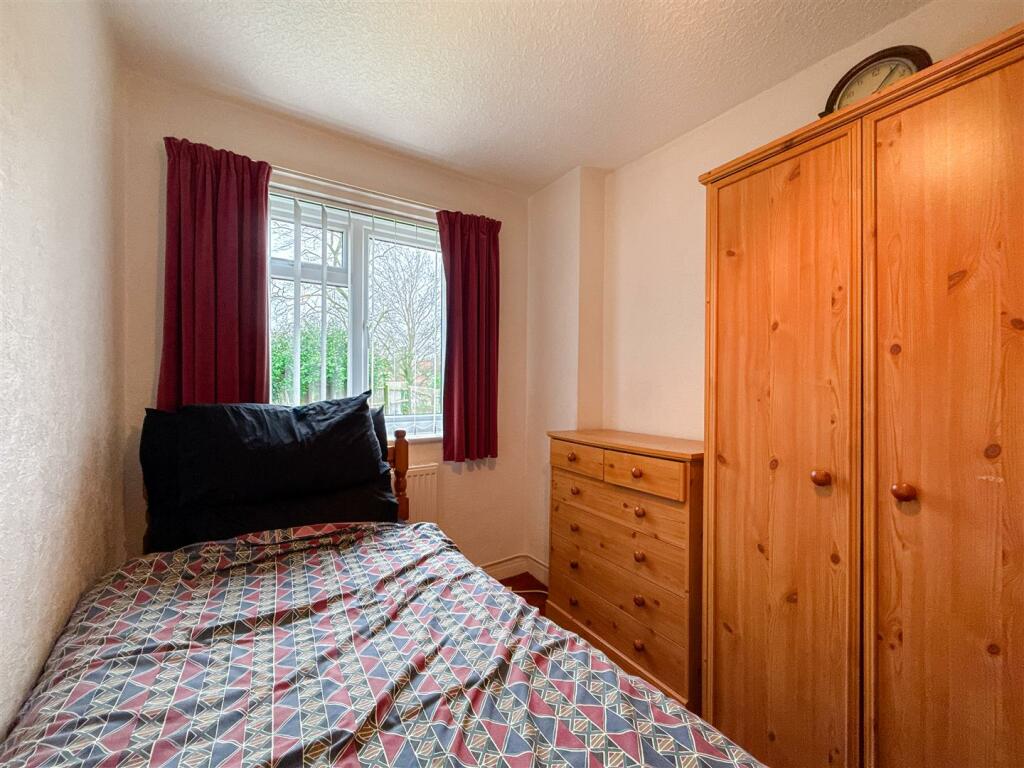 Bedroom 2.1.jpg