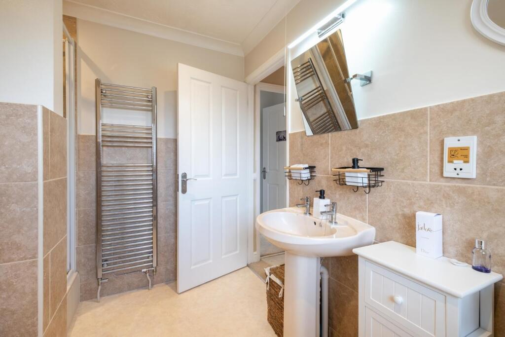 9 Norton Road-34.JPG