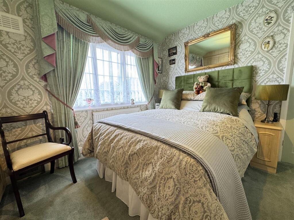 IMG_3535 (Large).JPG