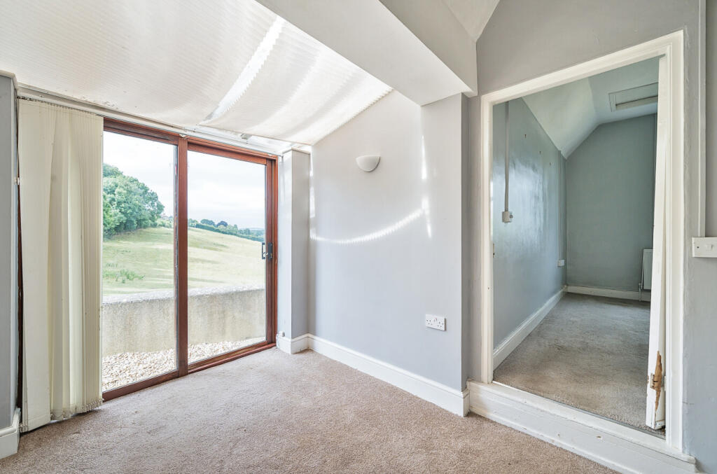 1327313-16-687a1f...