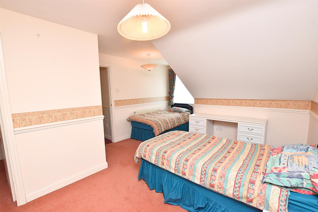 BEDROOM 3
