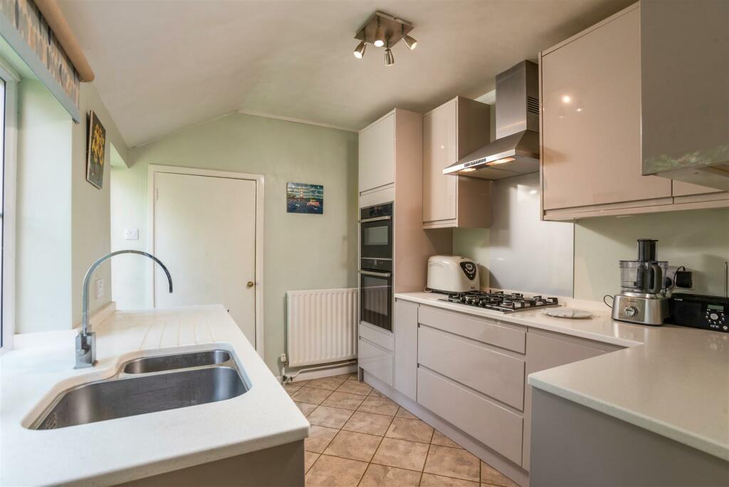 62 Albany Road-6.jpg