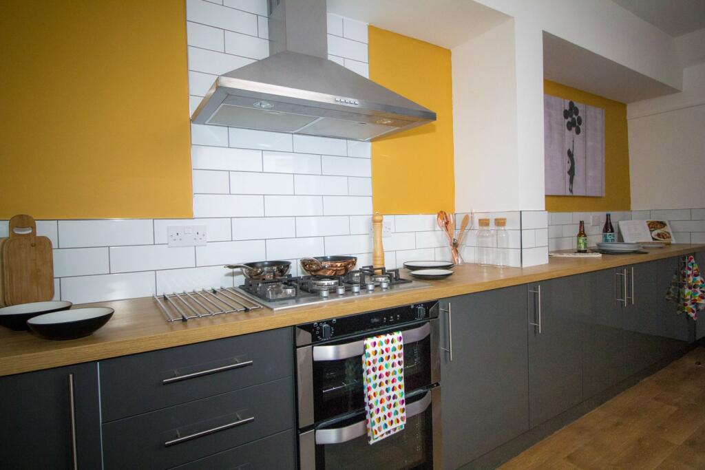 Student Digs - Hinck