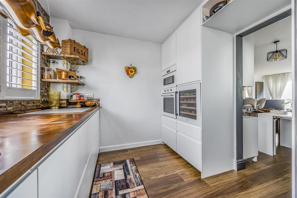 The Penthouse, 22 Bembridge Drive, Hayling Island-