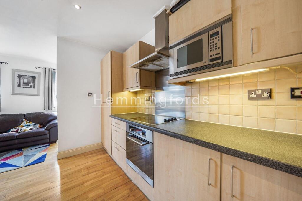 Flat 2 Montgomery, 81-89 Farringdon Road - W7U9viq