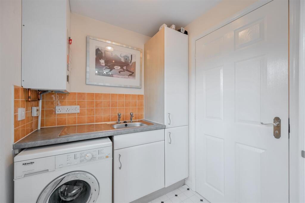 KENNEY DRIVE,  (28 FROM 47)-8.jpg