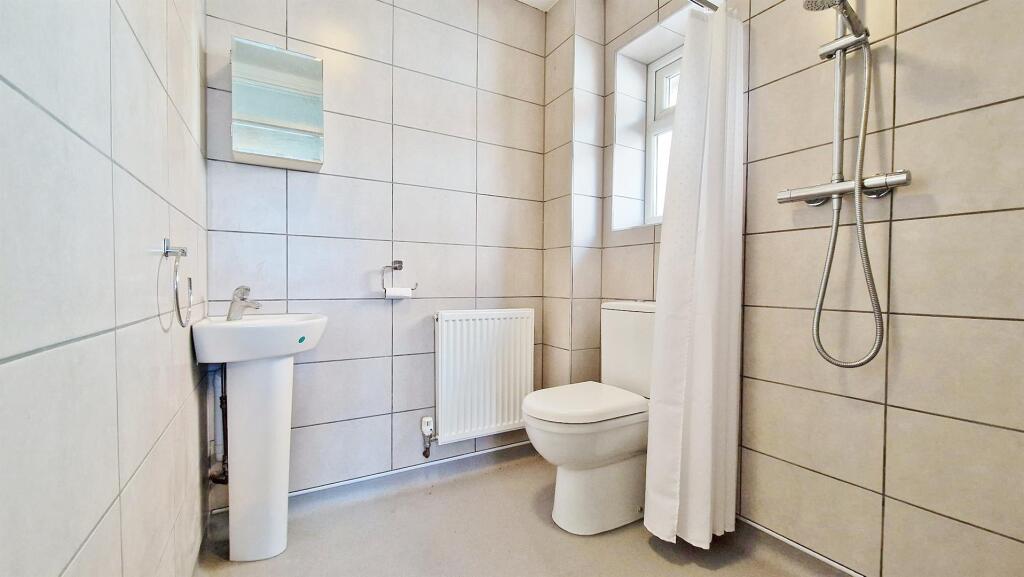 En-Suite Wet Room