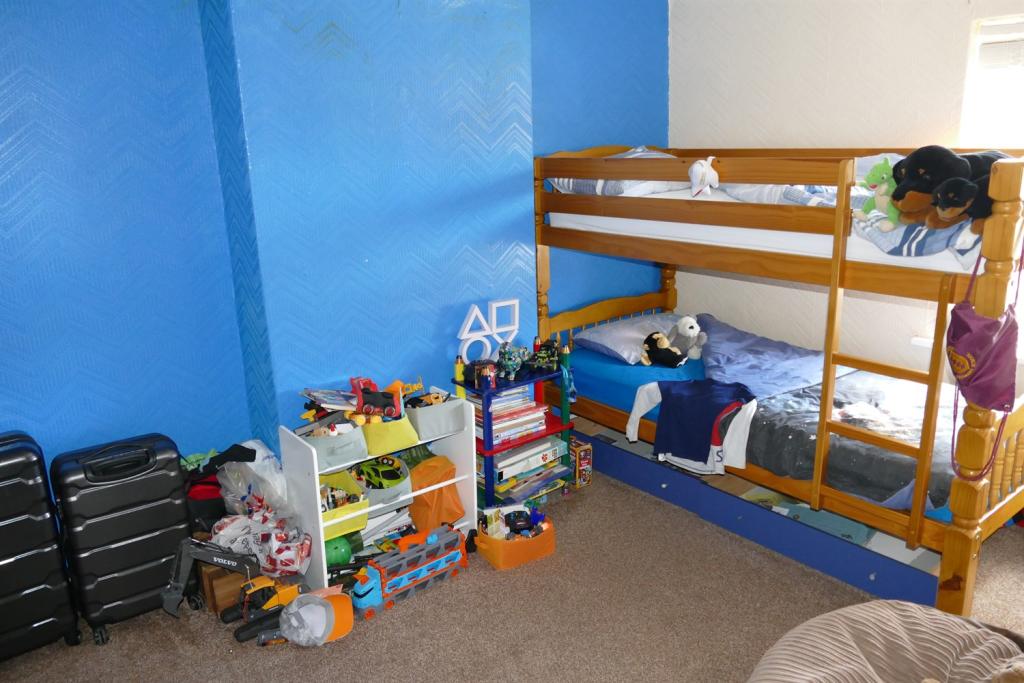 Bedroom+2+