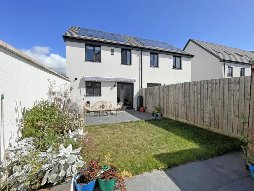 Haycroft Mews 21 - Rear.jpg