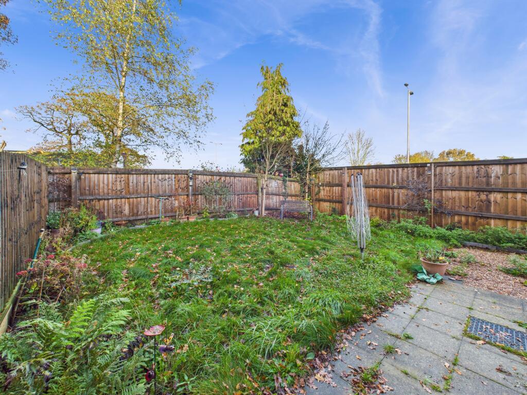 CAM05192G0-PR0179-STILL005