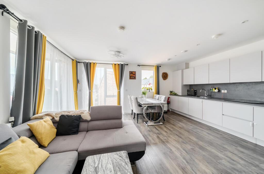 1319308-12-6867b3...