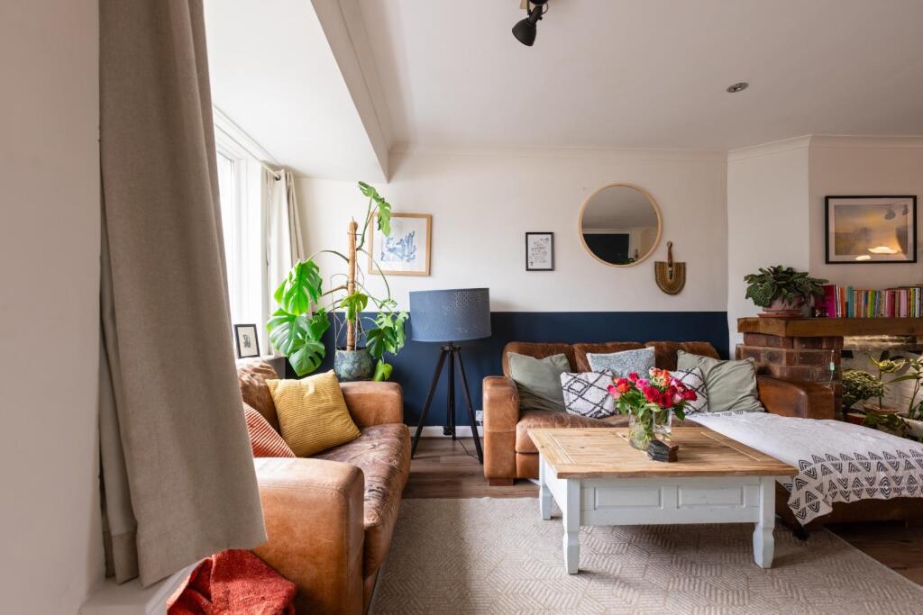 51 Novers Park Drive, BS4-21.jpg