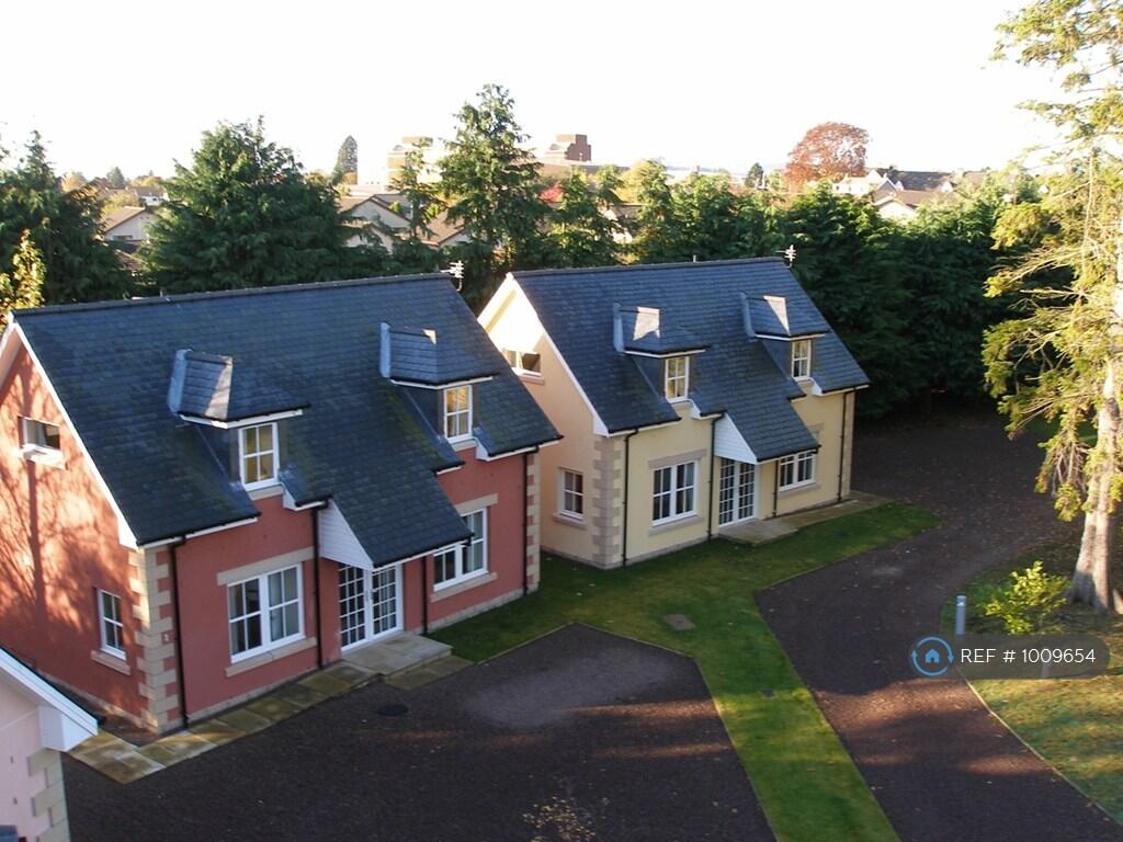 2 Bed  Detached House