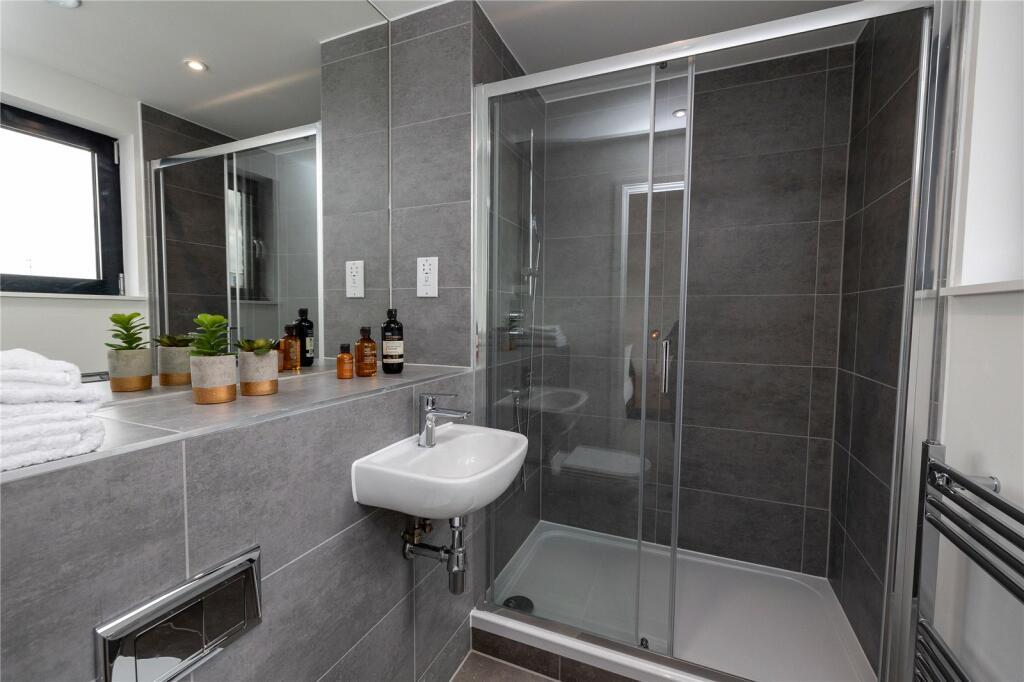 Ensuite